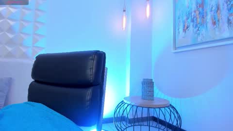 Maddison online show from February 15, 7:10 pm