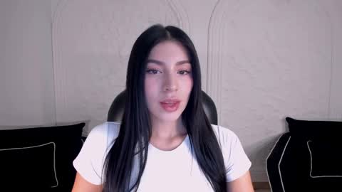 Snapshot of maddisontaylor chatting on May 26, 7:32 pm Maddison online show from May 26, 7:32 pm