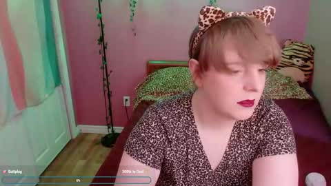 Snapshot of maddy_cat chatting on January 6, 4:54 pm Maddy Cat online show from January 6, 4:54 pm