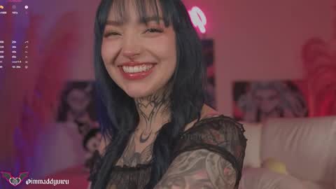 Snapshot of maddy_uwu chatting on March 27, 5:57 am maddy_uwu online show from March 27, 5:57 am