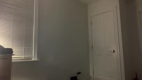 maddybabyy online show from February 1, 6:56 am