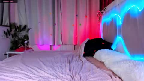 maddyfever online show from June 16, 1:14 pm