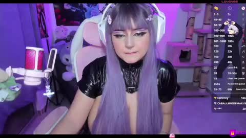 Snapshot of maddyfoox chatting on May 15, 11:34 pm Maddy Foox online show from May 15, 11:34 pm