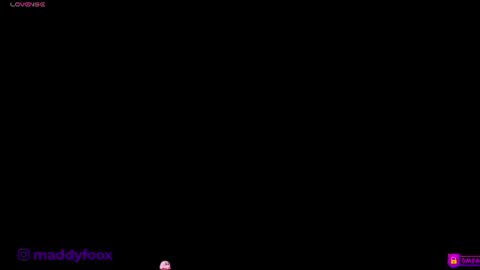 Snapshot of maddyfoox chatting on July 17, 12:06 am Maddy Foox online show from July 17, 12:06 am