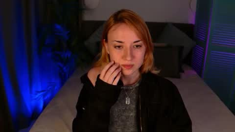 Snapshot of maddygarcia chatting on October 12, 9:58 pm maddygarcia online show from October 12, 9:58 pm