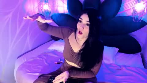 Maddy online show from June 27, 12:22 pm