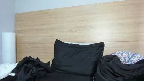 Snapshot of madelaine_blosson chatting on July 21, 10:28 am Madelaine online show from July 21, 10:28 am