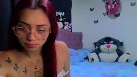 Snapshot of madeleine_2018 chatting on May 13, 9:50 am sofia online show from May 13, 9:50 am