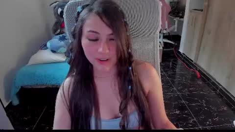 Snapshot of madeleine_shinobi chatting on June 20, 8:55 pm Emily Only Fans online show from June 20, 8:55 pm