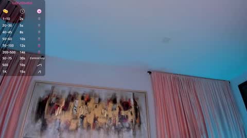 Snapshot of madelinefox_ chatting on February 11, 5:07 pm Madeline online show from February 11, 5:07 pm