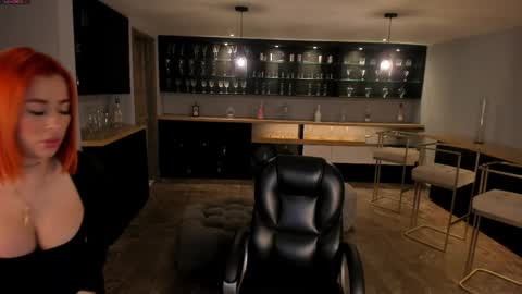 Snapshot of madelinefox_ chatting on September 26, 10:19 am Madeline online show from September 26, 10:19 am