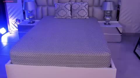 Snapshot of madelinefox_ chatting on October 8, 8:56 am Madeline online show from October 8, 8:56 am