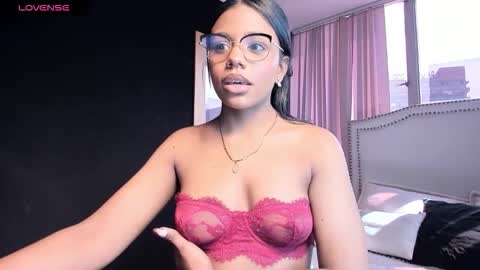 madii lenon online show from March 11, 7:42 pm