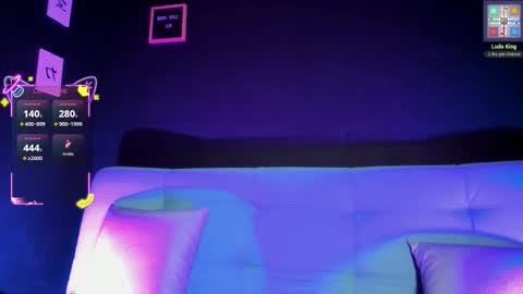 Madison Watson online show from November 26, 11:44 am