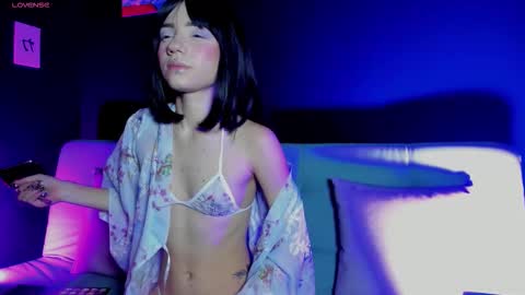 Madison Watson online show from February 7, 5:44 am