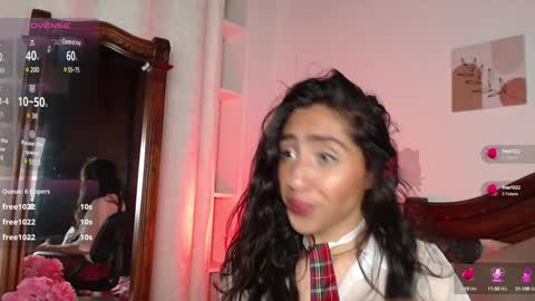 Madelein online show from December 21, 7:24 am