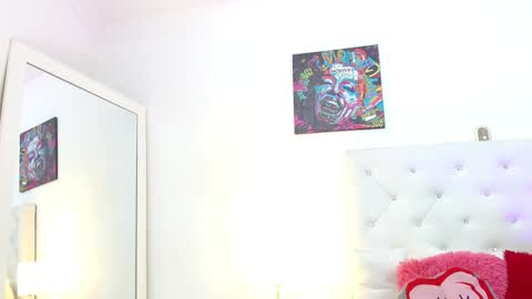 Snapshot of madison_horny69 chatting on February 3, 1:51 pm Jenny  online show from February 3, 1:51 pm