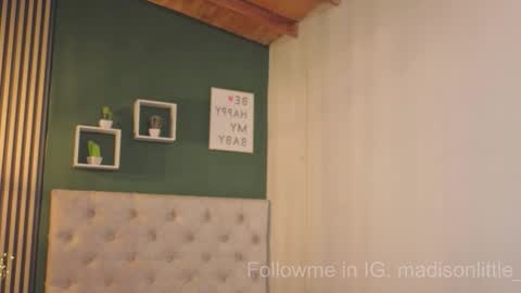 Melissa     700  1400 -5 online show from January 15, 1:26 pm