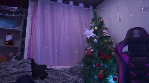 Madison   online show from November 26, 12:17 pm