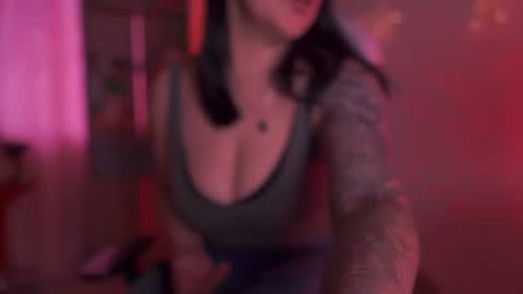 Snapshot of madison_mayer chatting on June 22, 12:46 pm Madison online show from June 22, 12:46 pm