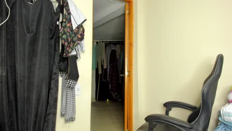 madison online show from December 27, 11:53 pm