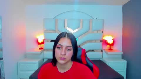 Snapshot of madisoncarzon chatting on September 10, 8:09 pm Madison Carzon online show from September 10, 8:09 pm