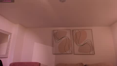 Snapshot of madisoncollinsx chatting on November 21, 11:20 am Maddi Collins online show from November 21, 11:20 am