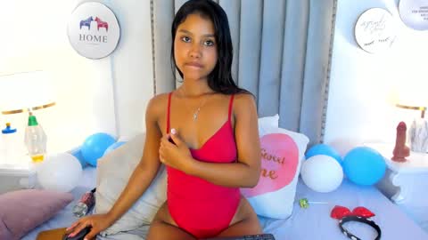 Snapshot of madisongomez16 chatting on February 11, 9:20 am madisongomez16 online show from February 11, 9:20 am