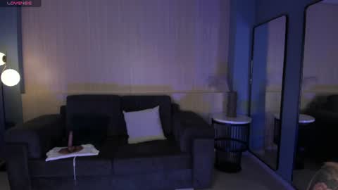 Snapshot of madisonkane chatting on June 10, 11:09 am Madison Kane online show from June 10, 11:09 am