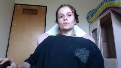 My name is madi Lushdomi is activeThere are legends that in this room all your wishes can come true  Private is Open online show from February 10, 10:36 pm