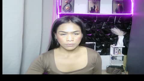Snapshot of madisonwill_ chatting on April 6, 11:55 am MADISONWILL online show from April 6, 11:55 am
