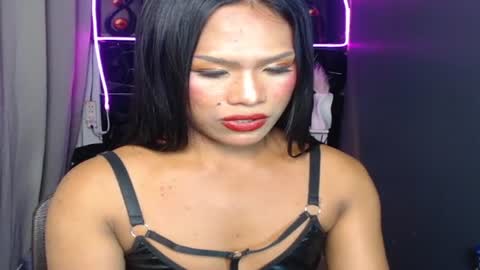 Snapshot of madisonwill_ chatting on April 8, 5:57 pm MADISONWILL online show from April 8, 5:57 pm