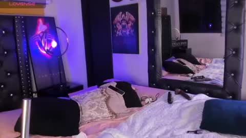 Madisson online show from June 28, 3:01 am