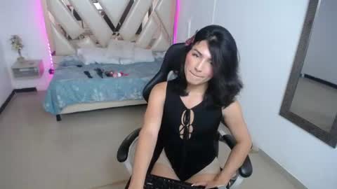 Snapshot of madisson_jones18 chatting on July 11, 7:05 pm madisson_jones18 online show from July 11, 7:05 pm
