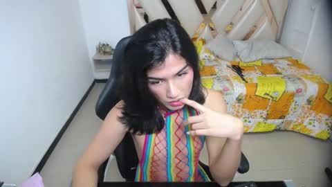 Snapshot of madisson_jones18 chatting on July 24, 7:12 pm madisson_jones18 online show from July 24, 7:12 pm