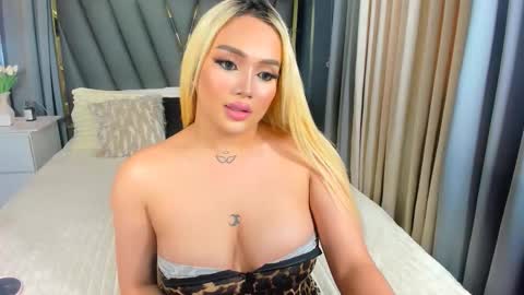 Snapshot of madissonmorgan chatting on November 1, 3:52 am madissonmorgan online show from November 1, 3:52 am