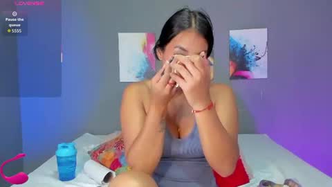 Snapshot of madissonshakur19 chatting on June 23, 5:44 pm Madi online show from June 23, 5:44 pm