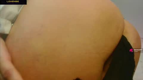 Leena online show from May 23, 2:39 am
