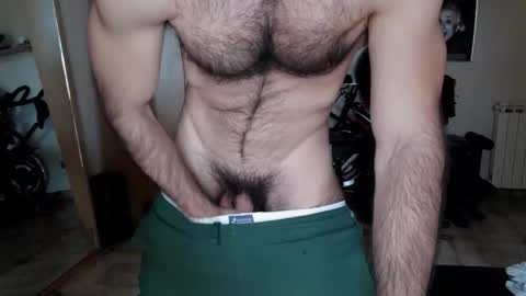 Snapshot of madmax20x chatting on November 17, 12:11 pm madmax20x online show from November 17, 12:11 pm