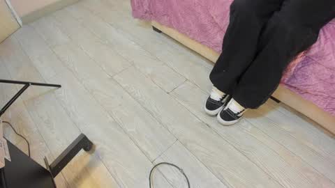 Snapshot of madydoll_ chatting on April 21, 1:42 am Mady online show from April 21, 1:42 am