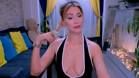 Madye Roberts online show from December 22, 10:29 pm