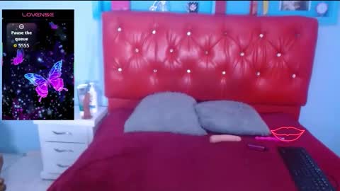 madyfox online show from September 18, 2:19 pm