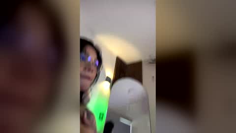 Snapshot of madyson_fox chatting on May 12, 2:14 pm Madyson online show from May 12, 2:14 pm