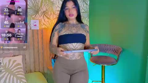 Snapshot of madyson_fox chatting on June 24, 2:05 pm Madyson online show from June 24, 2:05 pm