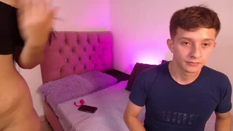 mae and nathan online show from April 23, 8:22 pm
