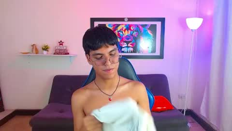 Snapshot of maegor18 chatting on June 2, 9:06 pm Maik online show from June 2, 9:06 pm