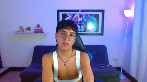 Snapshot of maegor18 chatting on June 13, 9:35 pm Maik online show from June 13, 9:35 pm