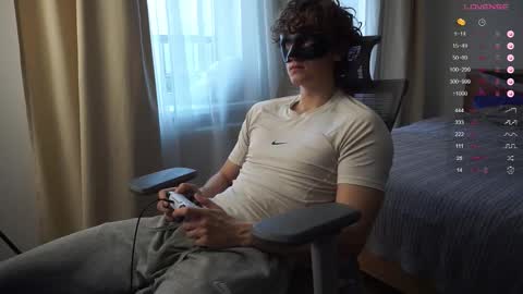 Snapshot of maestro3369 chatting on October 3, 1:52 pm Mike XMaestro 3369 online show from October 3, 1:52 pm