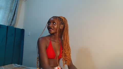 Maeve online show from December 5, 6:43 am