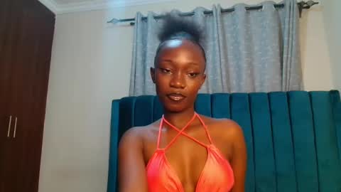 Maeve online show from December 20, 4:57 pm